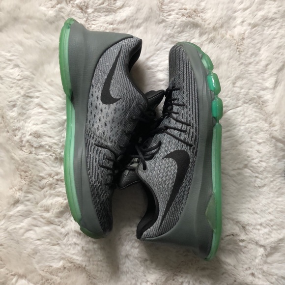 Nike KD 8 Shoe - Picture 2 of 5